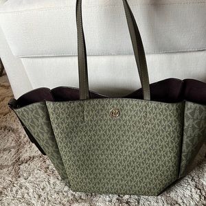 Never carried Rare olive green Michael Kors tote.